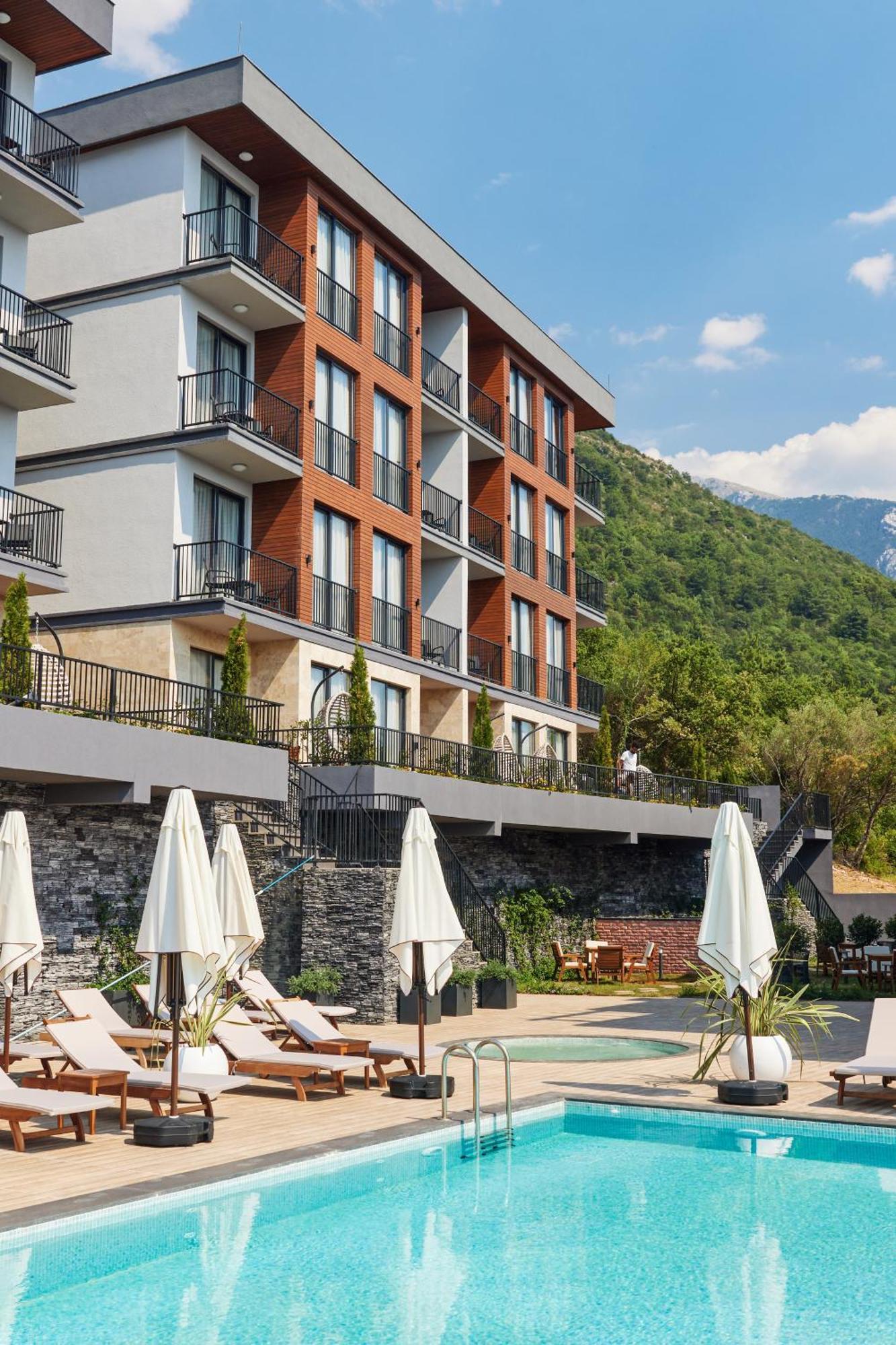 Bayview Hills Luxury Residences ティヴァト エクステリア 写真